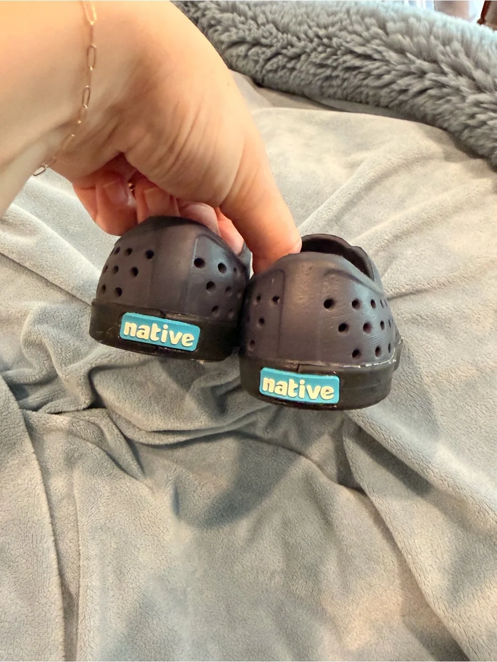 Native | Toddler Jefferson Waterproof Slip-On Sneaker in Dark Navy & Black